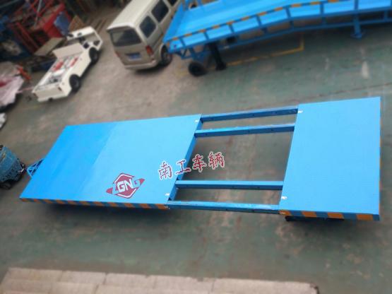平板车 15吨伸缩型开云(中国)