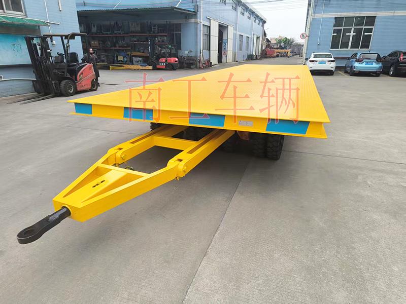 30吨重型12米牵引开云(中国) 全挂车橙色