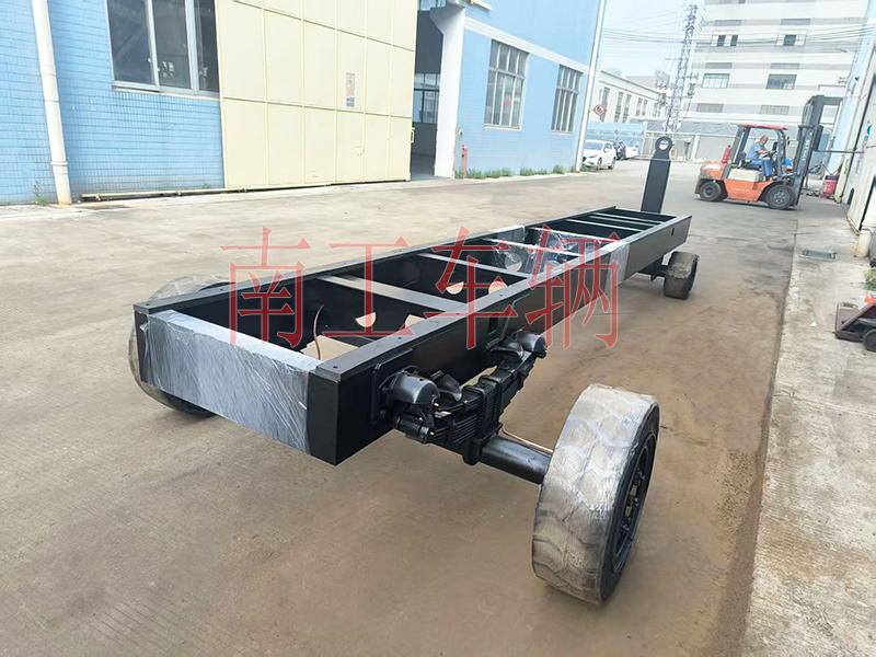 10吨牵引骨架式开云(中国) 全挂拖车底盘