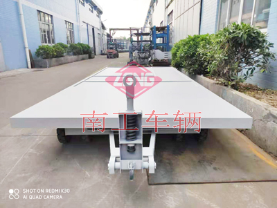 1675408960941800.jpg 7吨移动式房车底盘1I.jpg