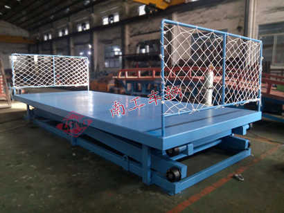 1676427654221669.jpg 3吨固定式升降平台I.jpg