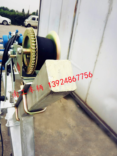 1676857126559198.jpg 2.8吨游艇拖车3I.jpg