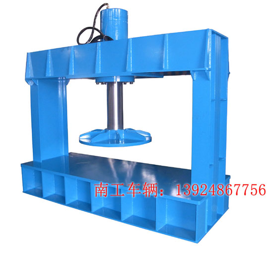 1677294231536922.jpg 工程实心轮胎压胎机.jpg