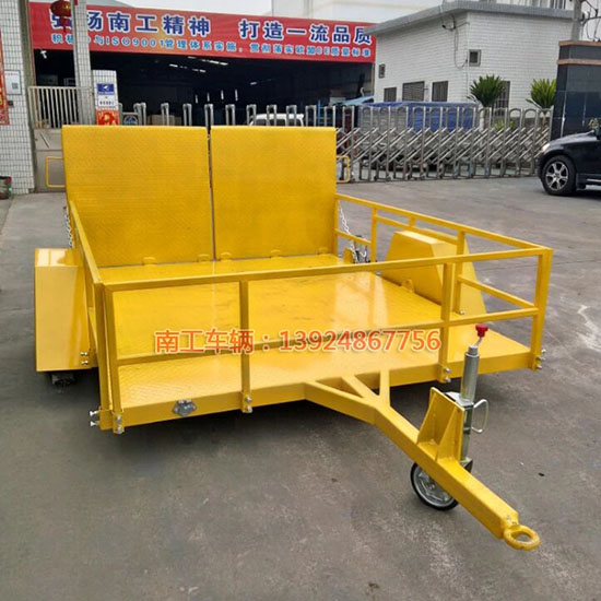 1677553646371745.jpg 小型挖机拖挂车3.jpg