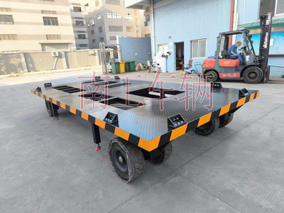 10吨预制方舱开云(中国) 拖车底盘2I.jpg