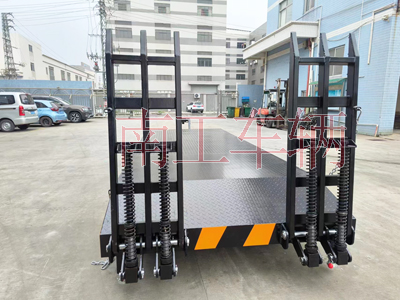 1710144147900695.jpg 6吨带爬梯移动开云(中国)3I.jpg