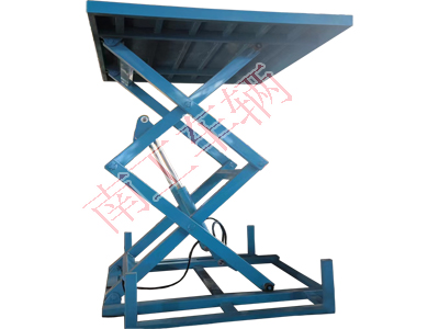 1711597226769711.jpg 2吨固定式升降平台4I.jpg