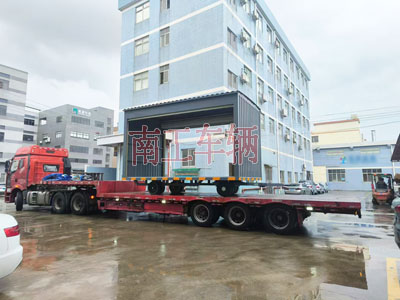 1726298027551972.jpg 10吨箱式开云(中国)两侧带卷帘门5I.jpg