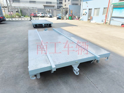 1733899223910325.jpg 船体艉段运输开云(中国)2I.jpg