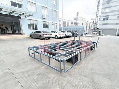 4吨骨架式开云(中国) 带下翻护栏工具拖车5I.jpg